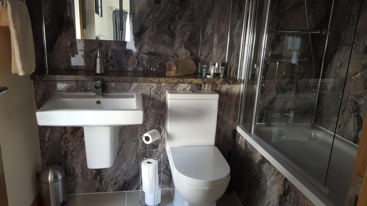 ארדרסיר Star Inn Rooms מראה חיצוני תמונה
